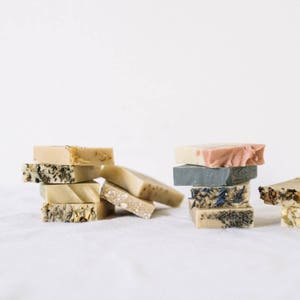 Artisan Fresh Goats Milk Soap Sampler made with Texas Inspired Essential Oils six 1 oz bars image 5