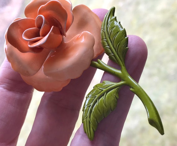 Vintage Larger Peach Rose Uniquely Dimensional Mi… - image 3