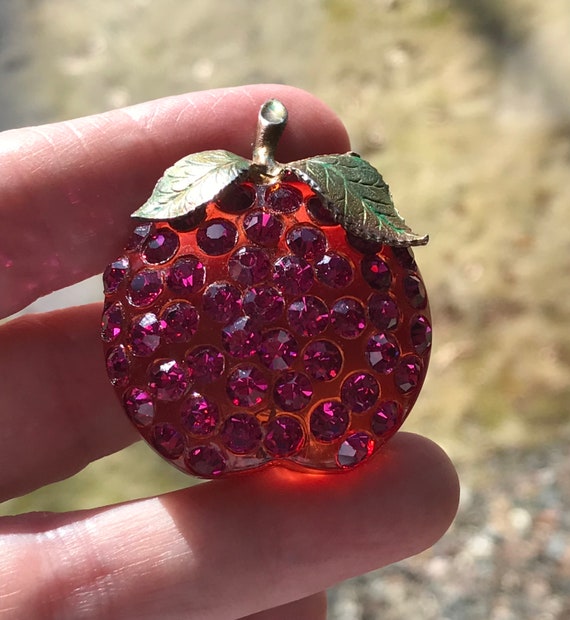 Vintage Super Sparkly Forbidden Fruit Lucite Red P