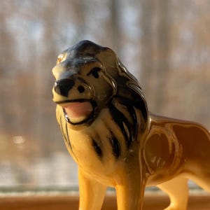 Vintage Sweet As Can Be Lil Leo The Lion Kitty Cat Porcelain Figure Figurine