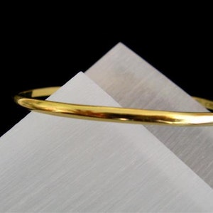 Solid Gold Bangle. 18K Solid Gold Handmade Bangle. Fine Jewelry