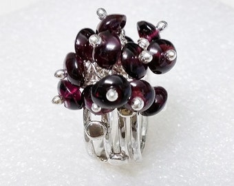 Garnet Stacking silver Ring. Spring Bouquet Silver Ring. Fine Jewelry