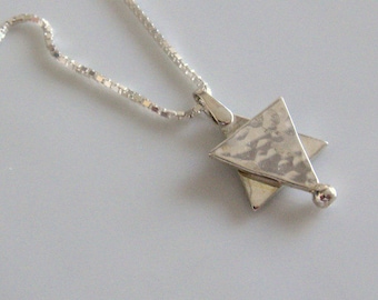 Star of David Charm Pendant. Unisexs Handmade Sterling Silver Cameo Charm - מגן דוד מכסף