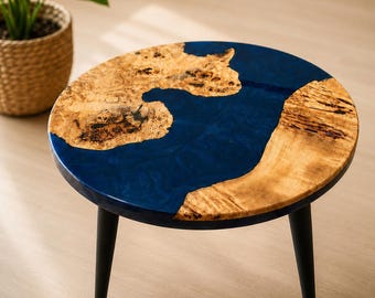 Blue Epoxy Resin Side Table, Handmade Burl Wood End Table, Round Accent Table, Modern Living Room Decor, Unique Father’s Day Gift