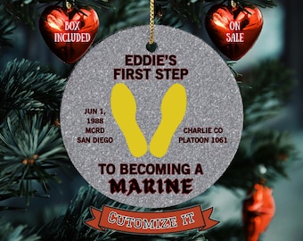 Jaune USMC Empreintes de pas | Cadeau MCRD | Mon premier pas pour devenir un souvenir marin