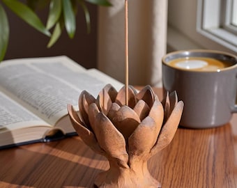 Porta incienso de loto de cerámica hecho a mano: decoración zen rústica