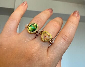 Pearl Beaded Ring Set: Gold Heart & Green Oval