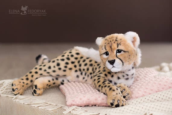 Cheetah Toy – Bright Isle