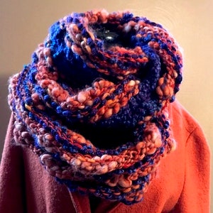Cowl/Infinity Schal/Boa - Hand stricken