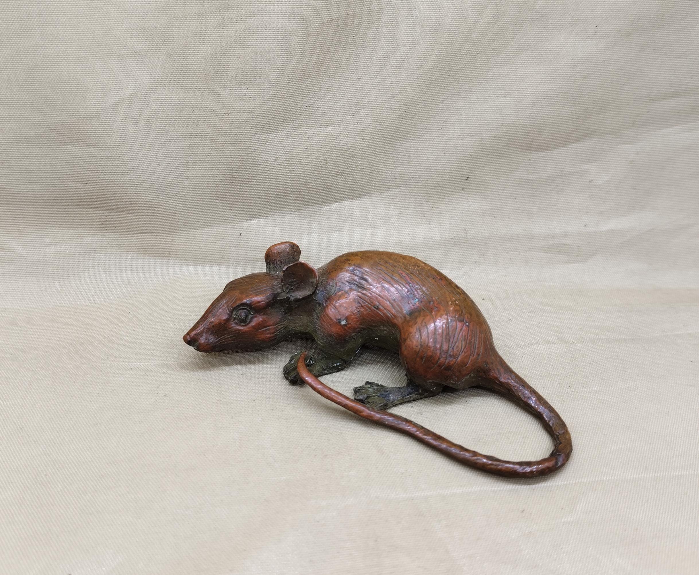 ブロンズ製ネズミの置物 手作りのブロンズ製ネズミの置物：古代の十二支彫刻 - Etsy 日本