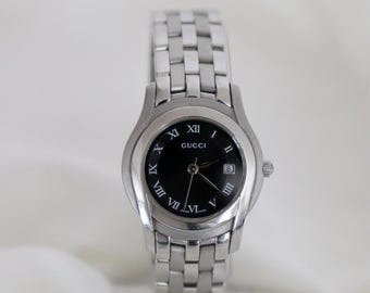 Vintage Gucci 5400M Series Watch in Silver