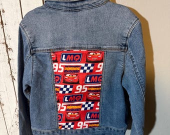 Blouson Lightening McQueen Cars de Disney. Taille 7