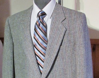 Vintage Mens Harris Tweed Sportscoat, QualityTweed Blazer,  Size 46 Tall, Multi Color - 2 Silk Ties Included