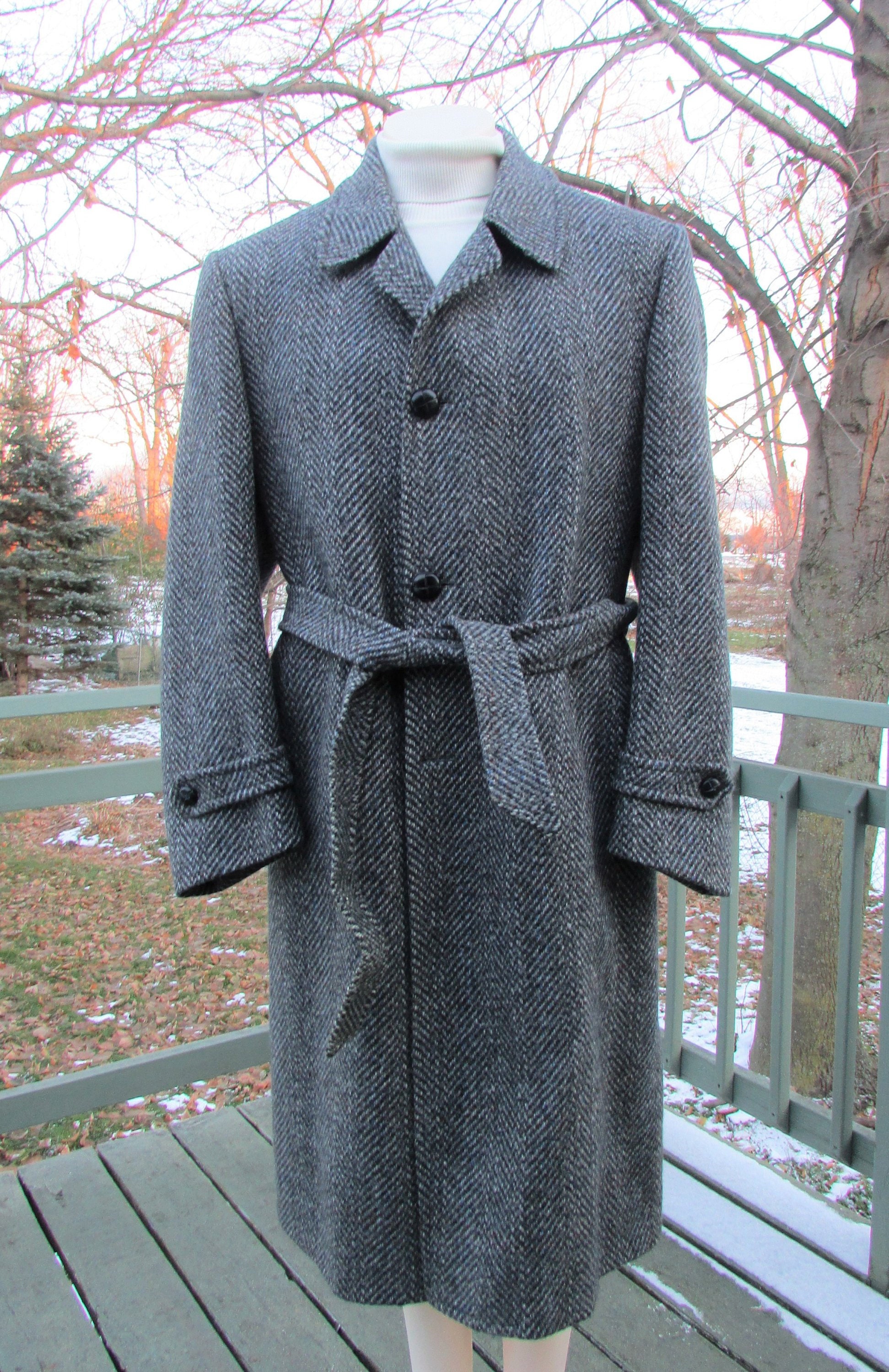 Mens Vintage Herringbone Belted Medium Weight Full Length Mens Vintage Herringbone Belted Medium Weight Full Length