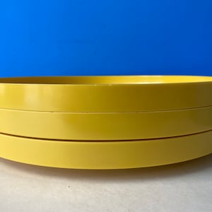 3 Heller Dinner Plates - Yellow