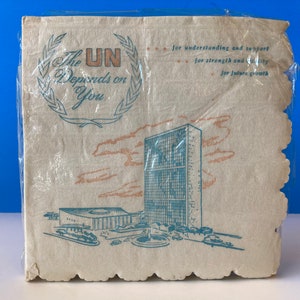 United Nations Headquarters Building Napkins New In Package