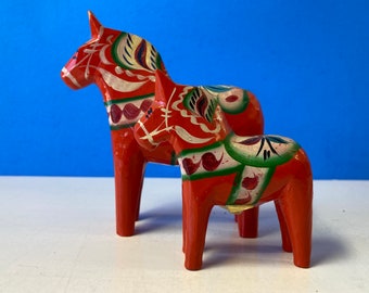 Pair Dala Horses 4" & 3"