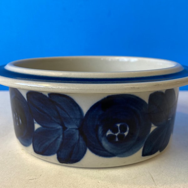 Arabia Blue Anemone Fruit Bowl