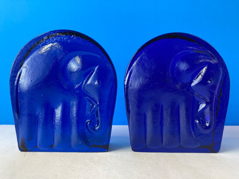 Pair shops Blenko Elephant Bookends