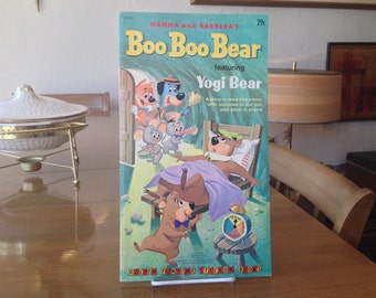 Hanna and Barbera's Boo Boo Bear Featuring Yogi Bear Golden Funtime Stickum Book Unused