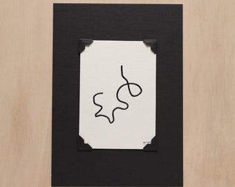Lámina minimalista estampada con lámina metálica – Arte mural en papel de cáñamo repujado (A7) / La naturaleza no tiene prisa