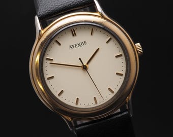 Vintage 1991 Seiko Avenue 7N01-6D70 Gold Qz 31mm Womens Watch From JAPAN