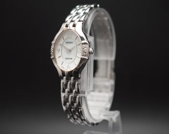 Vintage N MINT Seiko Exceline 1F20-0AW0 Shell Dial Qz 20mm Womens Watch JAPAN