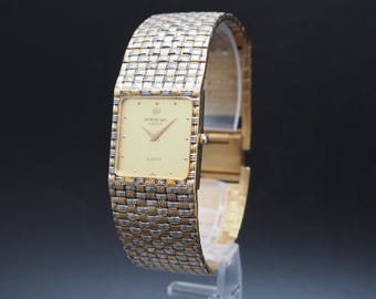 Vintage 1993 Seiko Dolce 8N45-5040 Gold Roman Date Qz 30mm Mens 