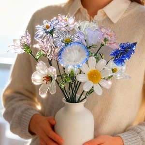 Bouquet de fleurs en verre fait main - Fleurs du mois de naissance en verre, cadeau personnalisé pour elle, cadeau d'anniversaire ou d'anniversaire unique, cadeau pour maman