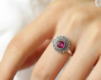 Ornate Emerald Ring in Sterling Silver – Decorative Bezel Set Colourful Gemstone Handmade Artisan Jewelry
