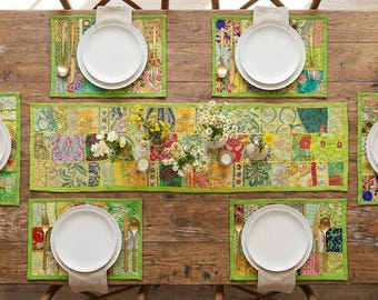 Runner da tavolo patchwork verde fatto a mano 60x15" / Arazzo da parete ricamato in sari vintage / Decorazione indiana boho / Arazzo tessile colorato