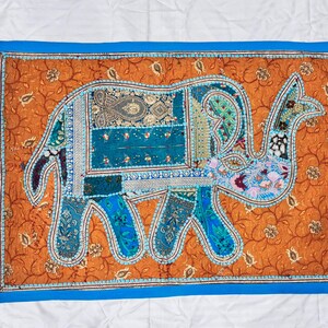 Décoration murale brodée d'éléphants fait main | Tapisserie bohème indienne | Miroir Art textile | Modèles assortis | Achetez plus, économisez plus