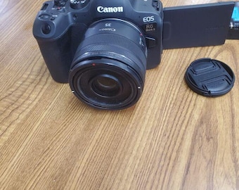 Canon EOS R6 Mark II 24,2 MP systeemcamera met Canon 35mm-lens (aantal sluiterklikken: 8668)