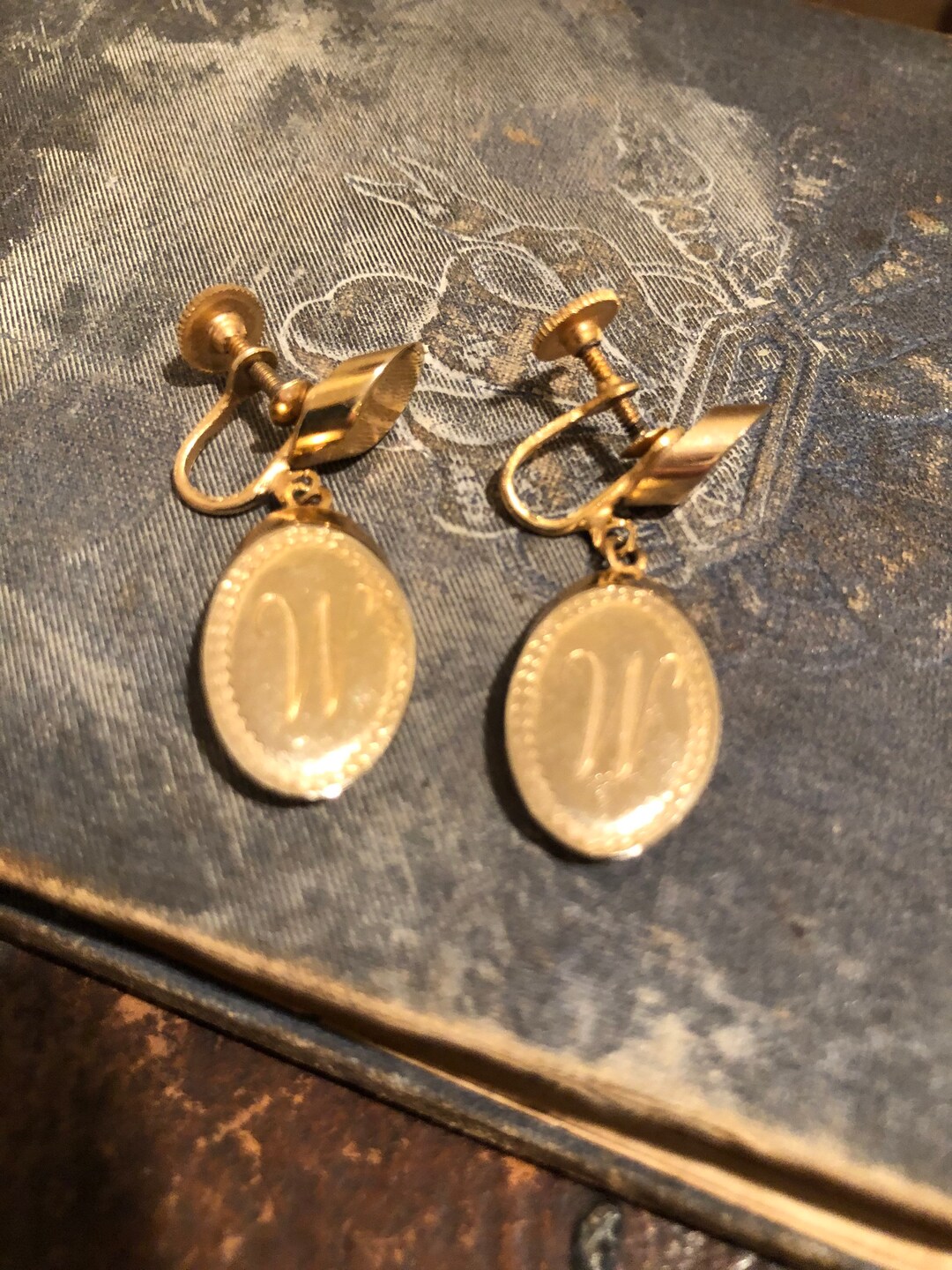 Karu Initial W Dangle Screw Back Earrings Etsy UK