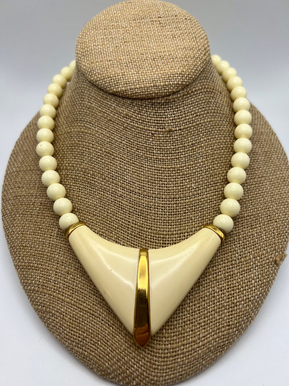 80s Monet Cream Modernist Necklace