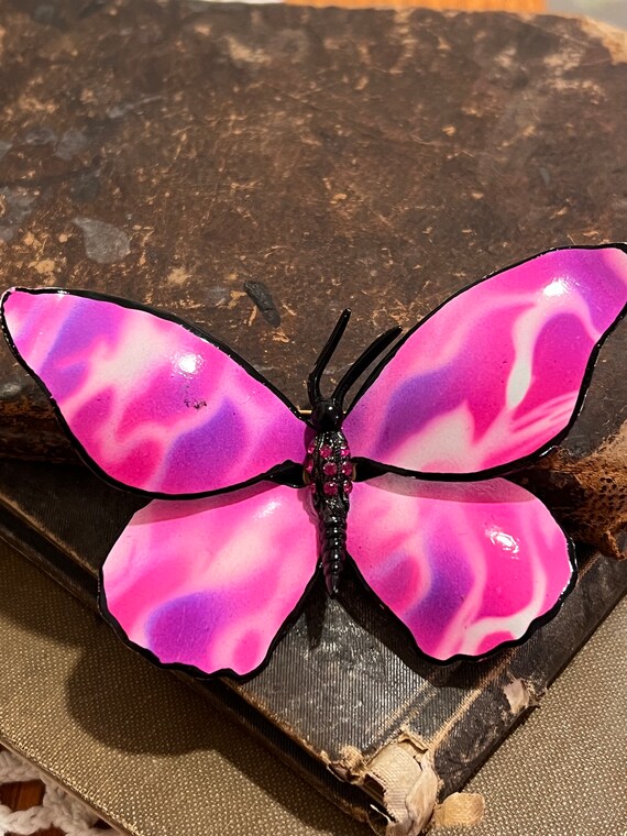 Retro Pink Butterfly Brooch - image 4