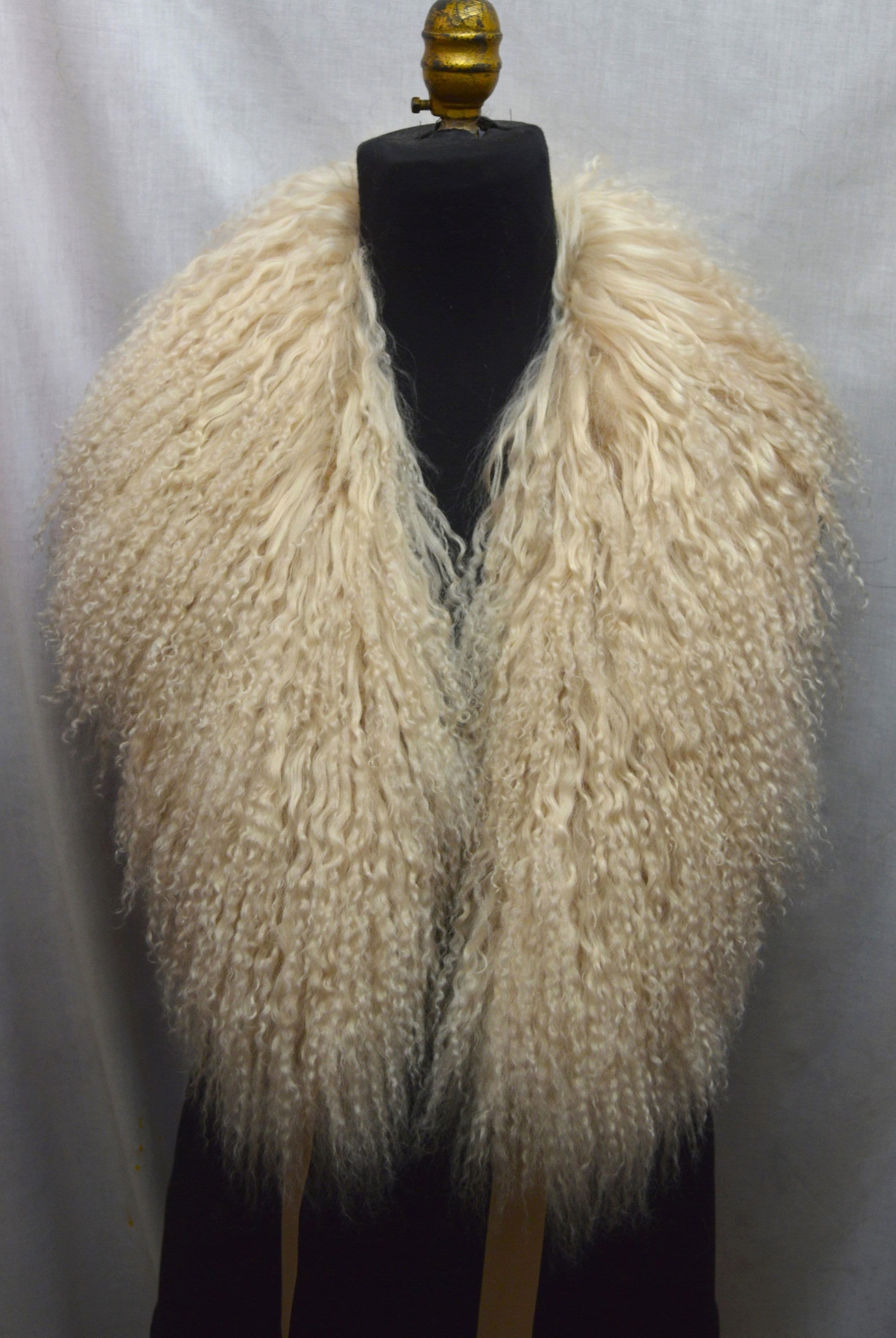 コート PLAIN FW25 TIBET FUR SHORT JACKET (CLA24102 GREEN) Vintage 70s Mongolian Tibetan Lamb Fur Boho Coat Studio 54