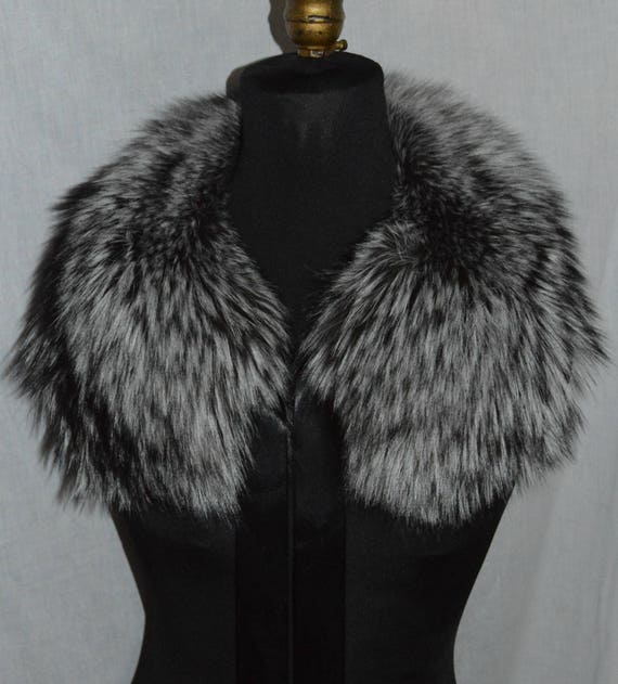 Col Ou étole En Fourrure Renard Argenté Vintage - Fait Main En France Années 90 - Léger Et Chic - Occasion