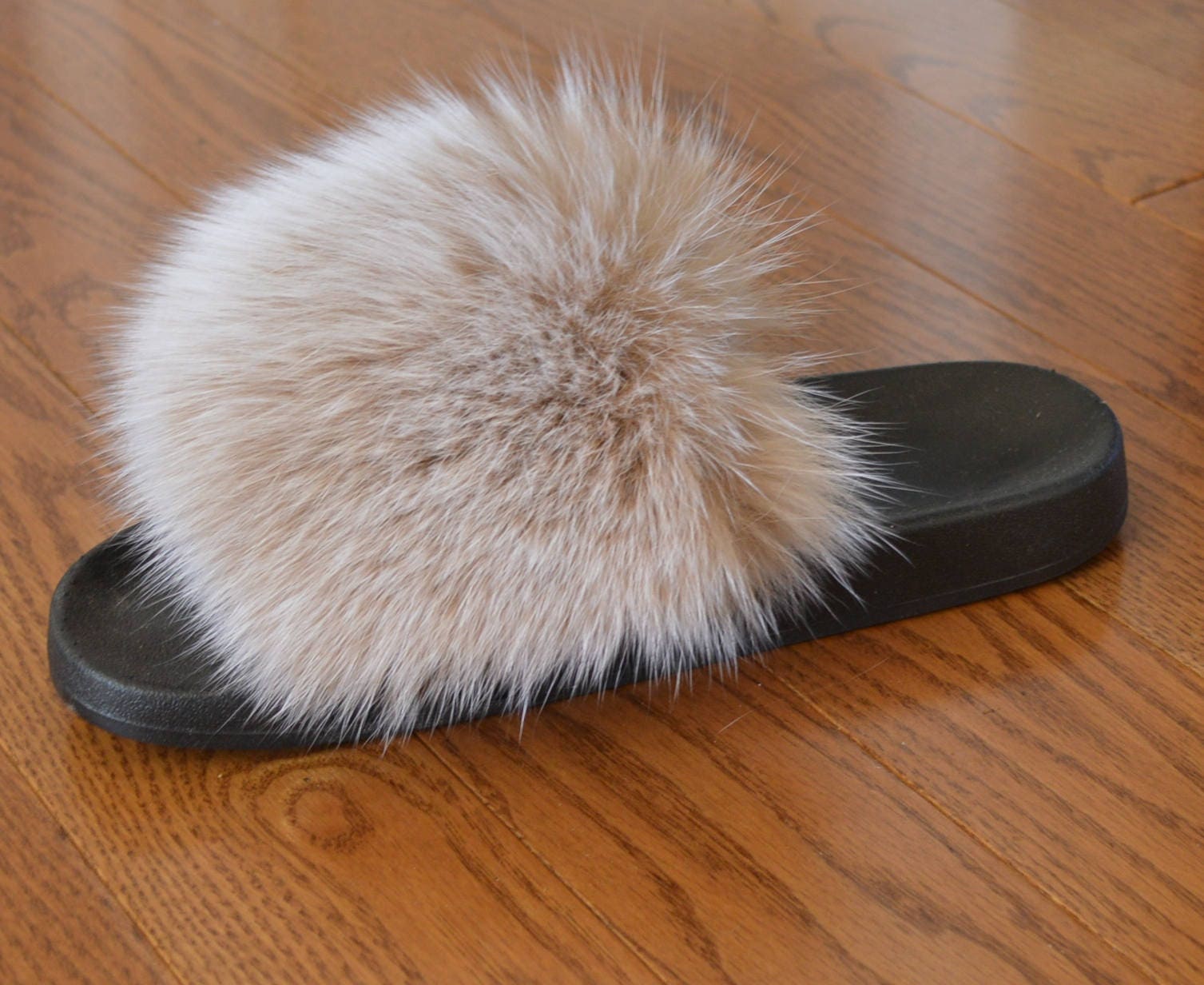 Happyslidse Mink Fur Slippers Custom Furry House Slides Slippers  Multicolored Women Fur Slides Slippers - China Fur Slides and Fox Fur Slides  price