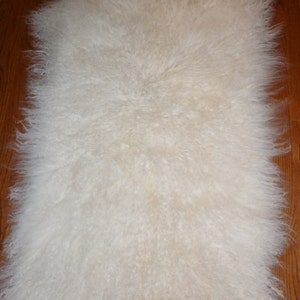 Real  Mongolian Tibet Lamb Natural White fur plate rug throw new Genuine authentic