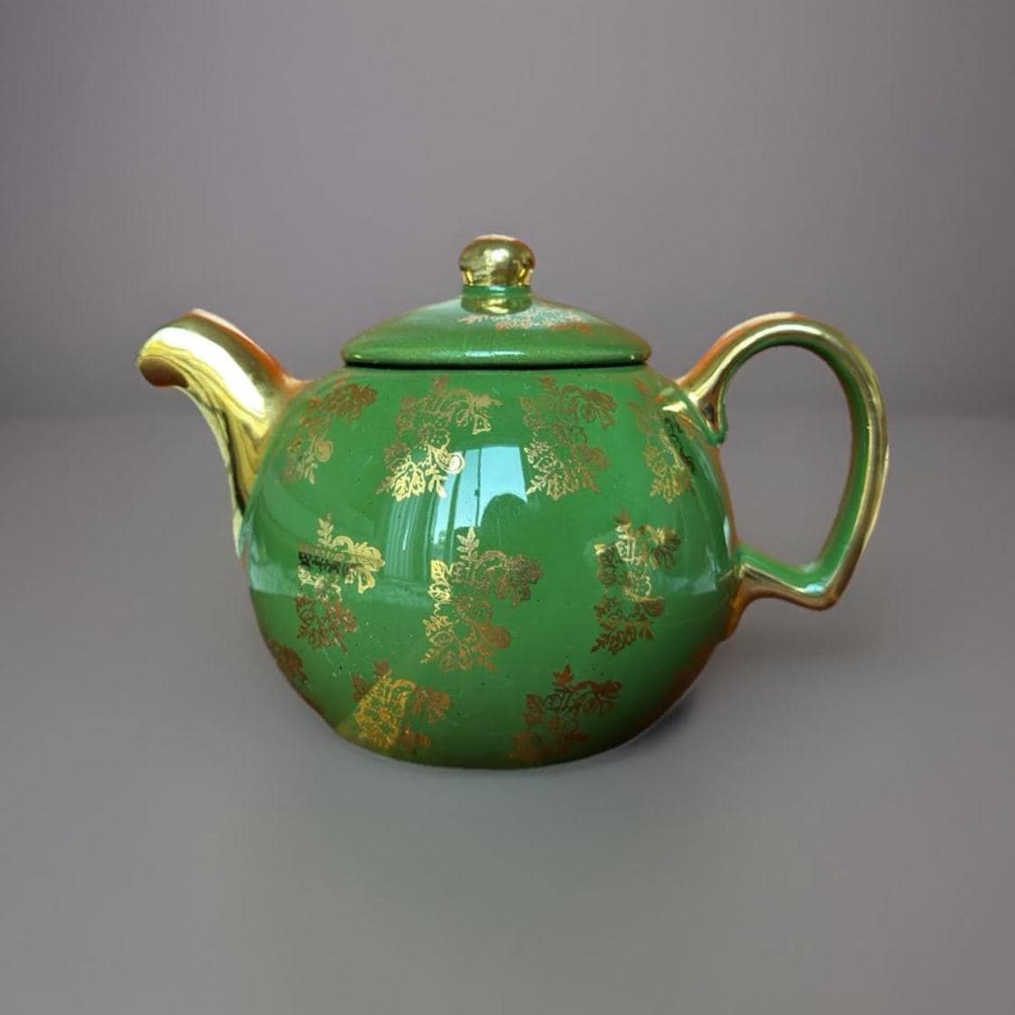 最高峰 Gibson&sons 英国 1900年初期 漆黒花金紋カップ＆ソーサー 最