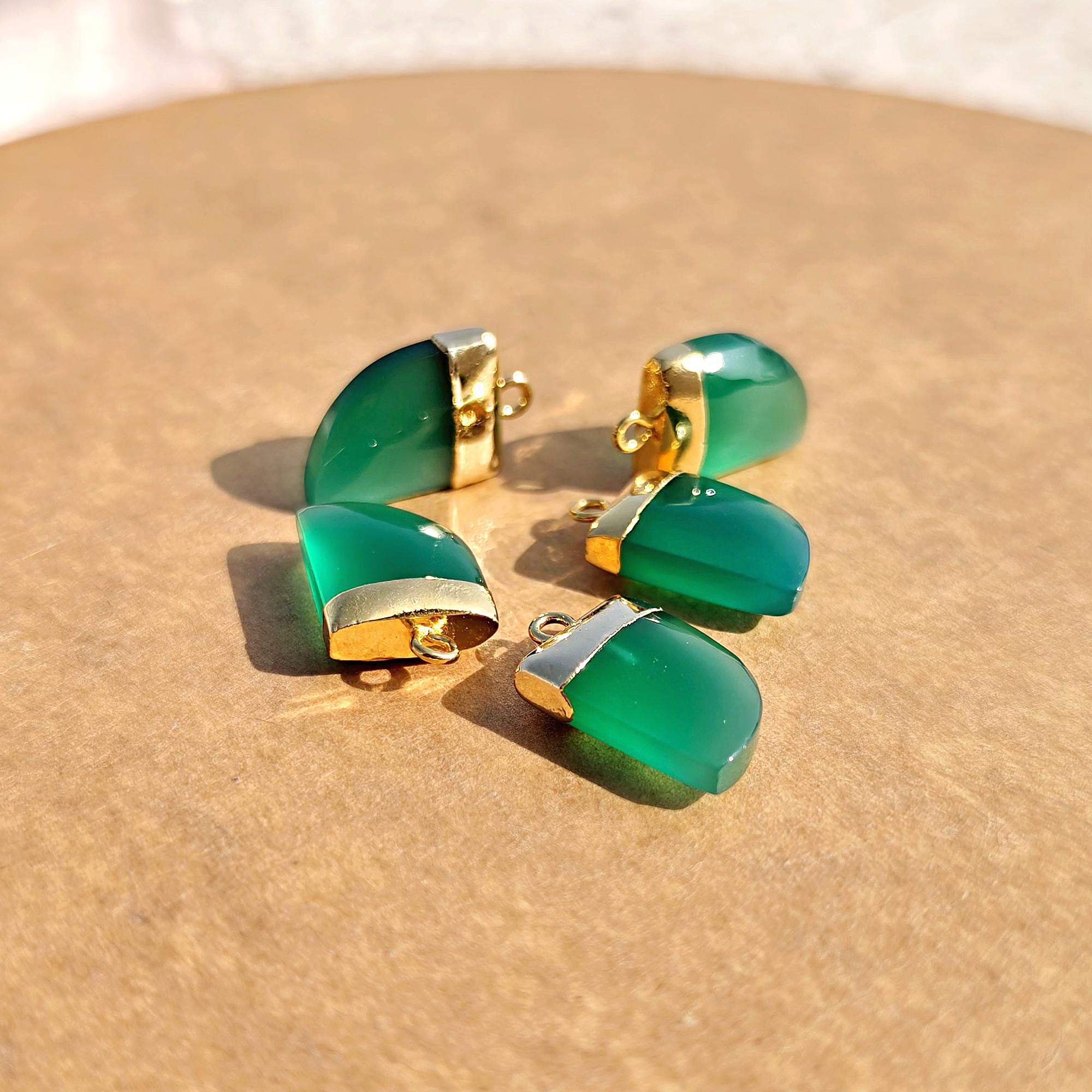 Natural Green onyx, Amethyst Horn Connectors