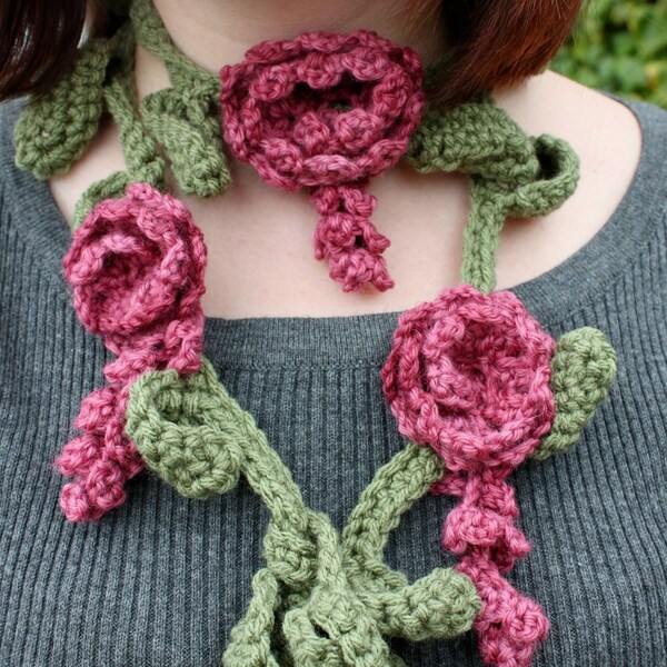 Scarf with  Roses and Leaves