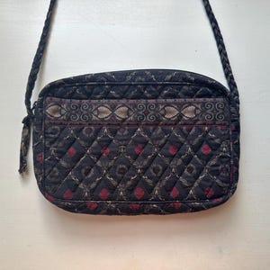 Vintage 90s 'Vera Bradley' RETIRED Black Red and Beige Laurel Print Crossbody Bag