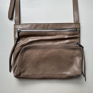 Vintage 90s &#39;Hobo&#39; Taupe Leather Crossbody Bag