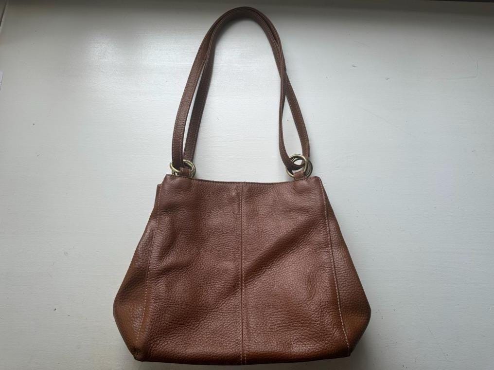 Vintage 90s 'St John's Bay' Brown Leather Shoulder Bag