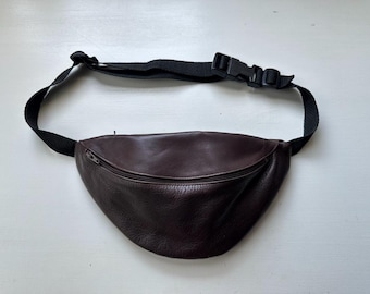 Vintage 80s Chocolate Brown Leather Fanny Pack