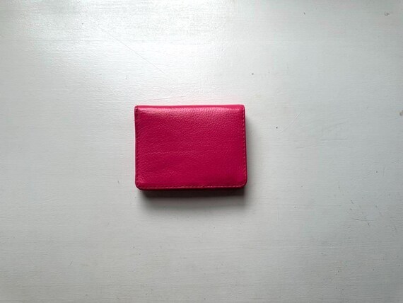 Vintage 00s 'Mundi' Barbie Pink Leather Bifold Wallet