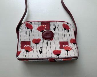 Vintage 80s 'Royal Tapisserie' Red and Cream Poppy Print Tapestry Crossbody Bag