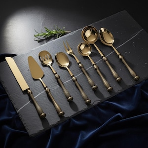 Antique Gold Serving Utensil Set Luxury Kitchen Serving Tools Stainless Steel Titanium Hosting Wedding Tableware Set 8 Piece
